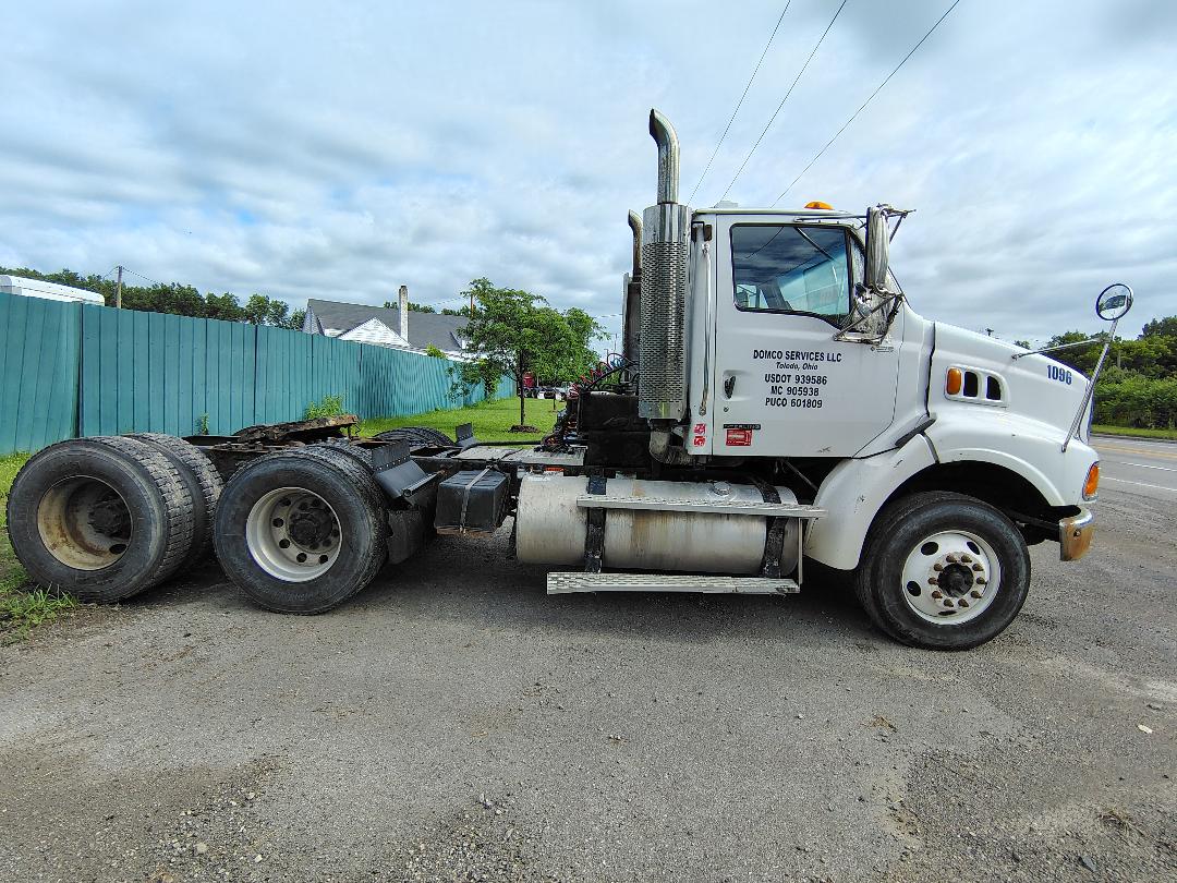 2005 STERLING L9500 - Image 9